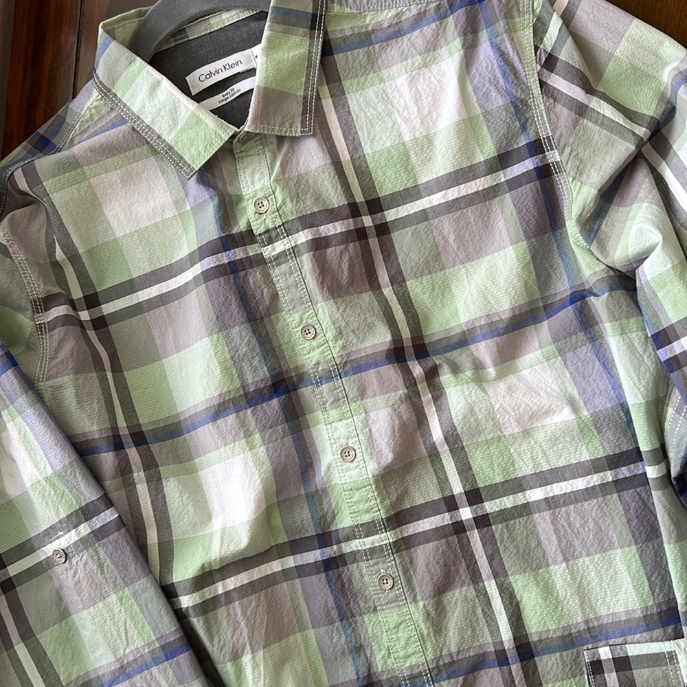 Men’s plaid long sleeves shirt